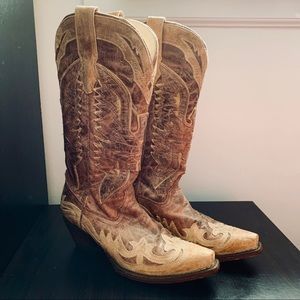 Corral Ladies Cognac/Antique Saddle Crater Eagle